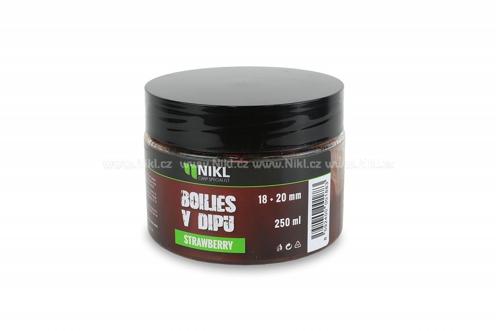 Nikl Boilies v dipu Strawberry 18+20mm, 250g